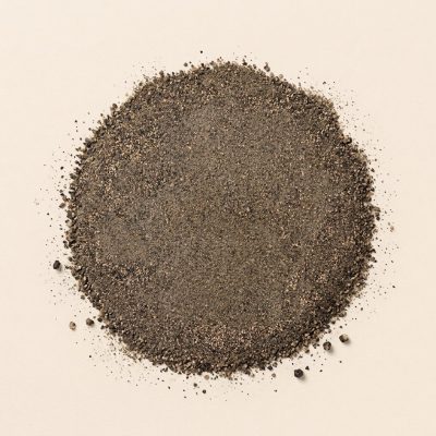 Перець чорний мелений насипом — крафтові спеції Spice Guild